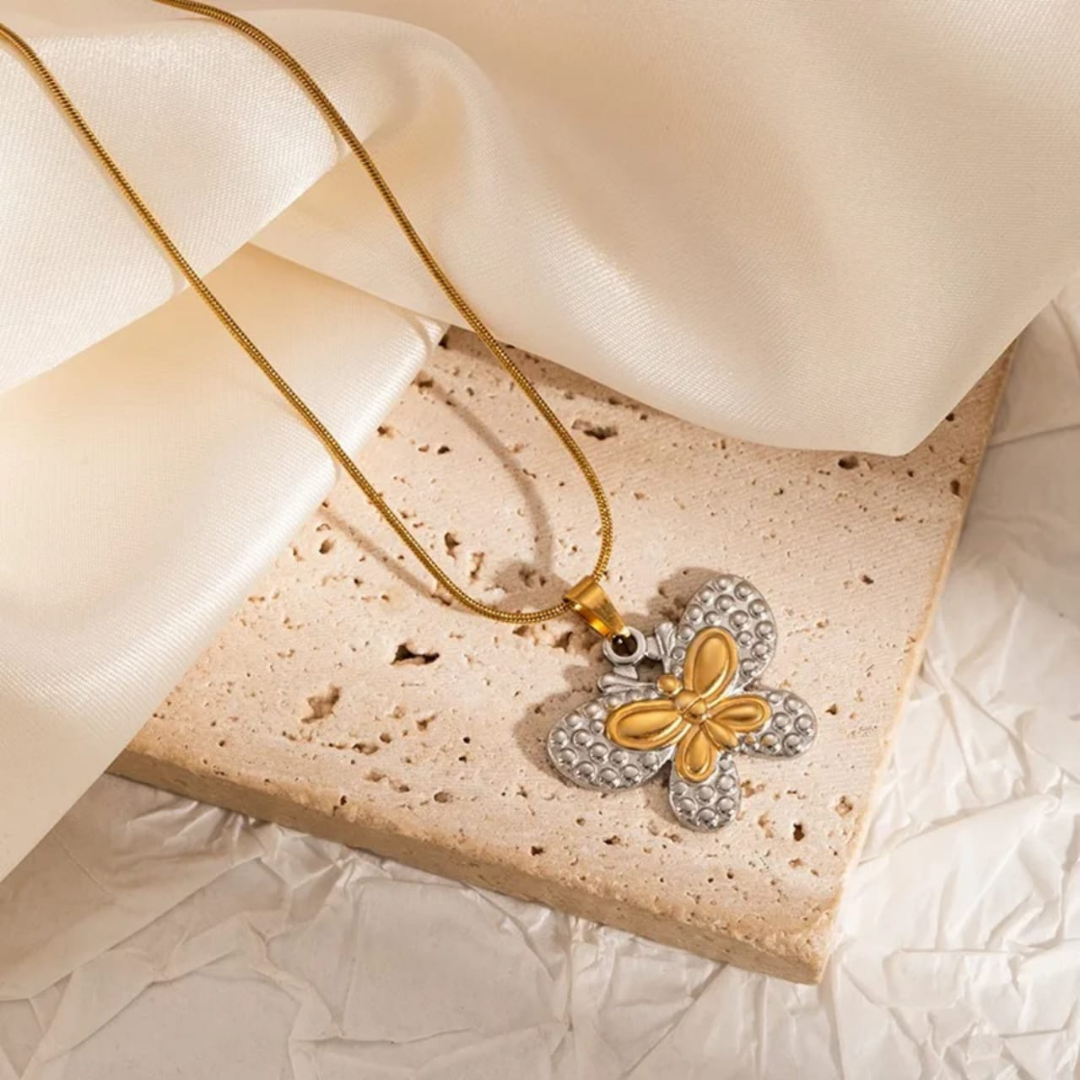 Cadena con mariposa