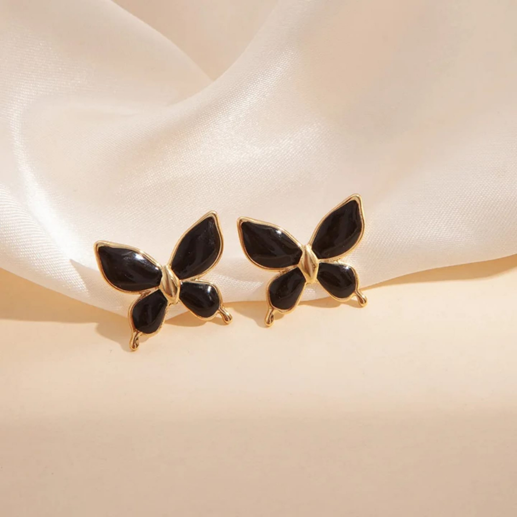 Aretes de mariposas negras