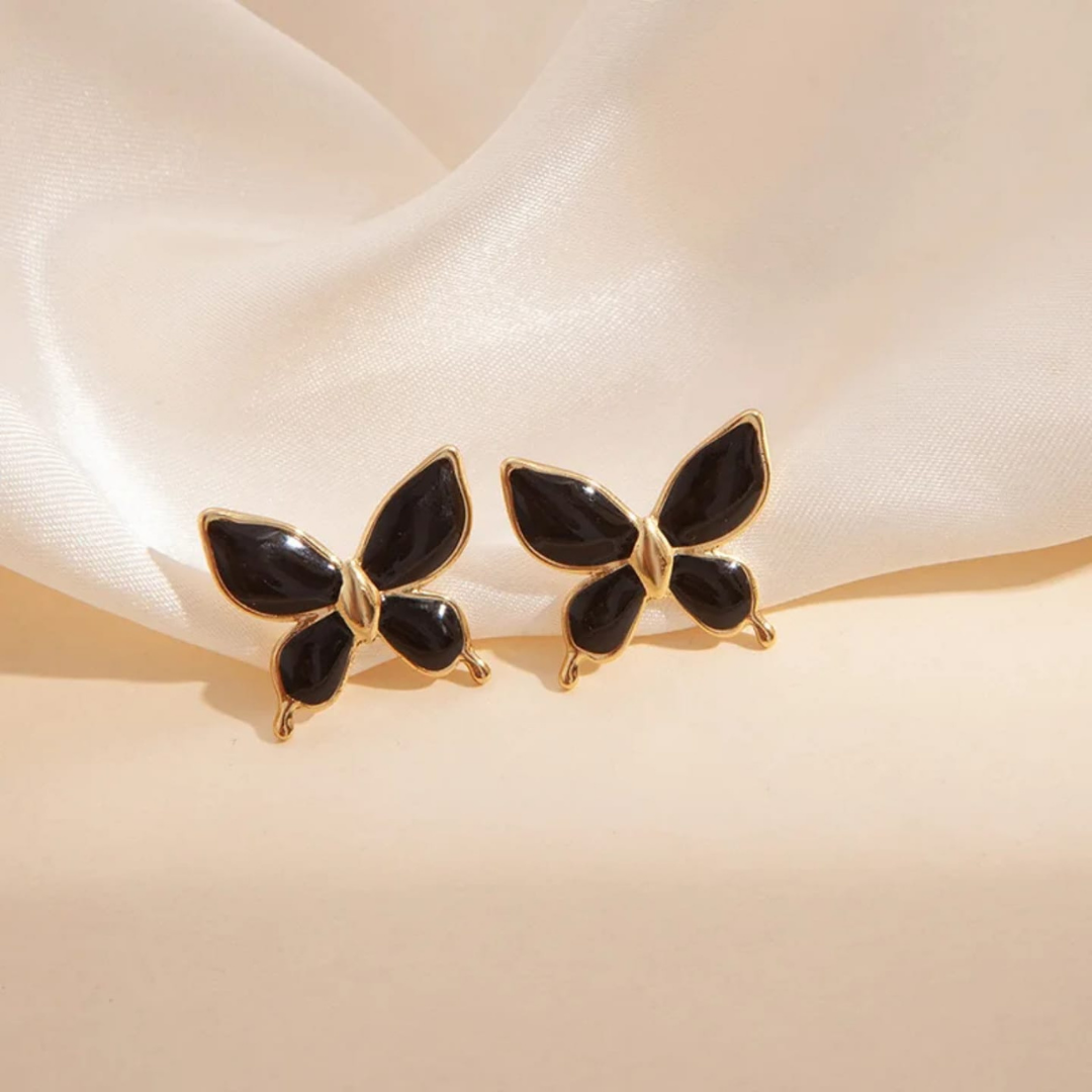 Aretes de mariposas negras