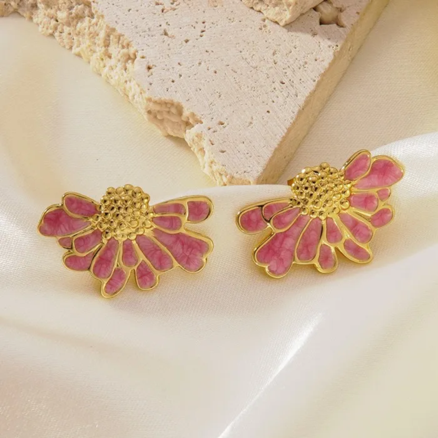 Aretes de Margarita Turquesa con Dorado