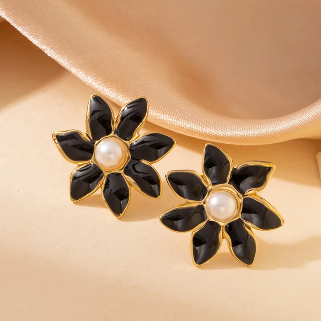 Aretes Flores de Encanto Negro