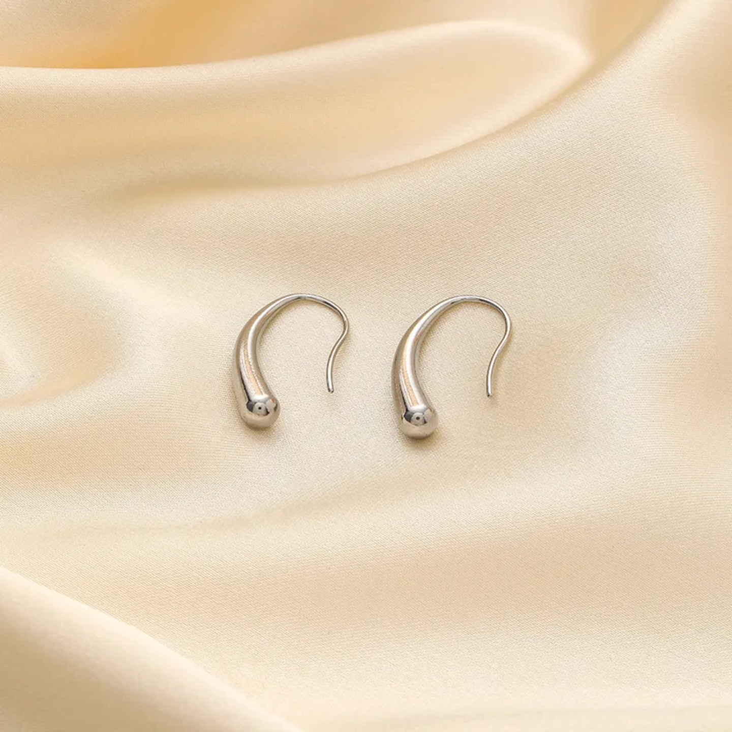 Aretes Gancho Gota Slim