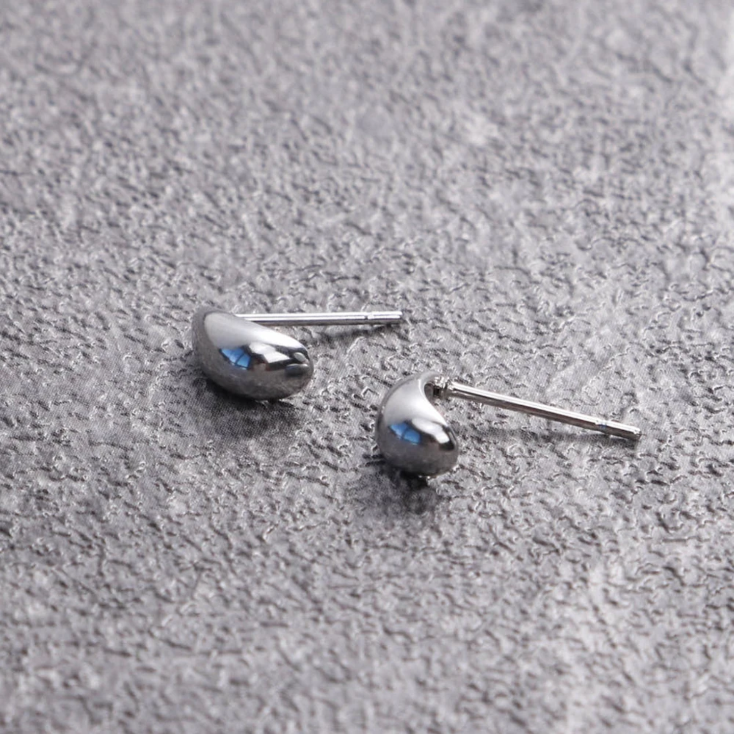 Aretes Gota Mini Stud