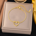 Pulsera dorada De corazón