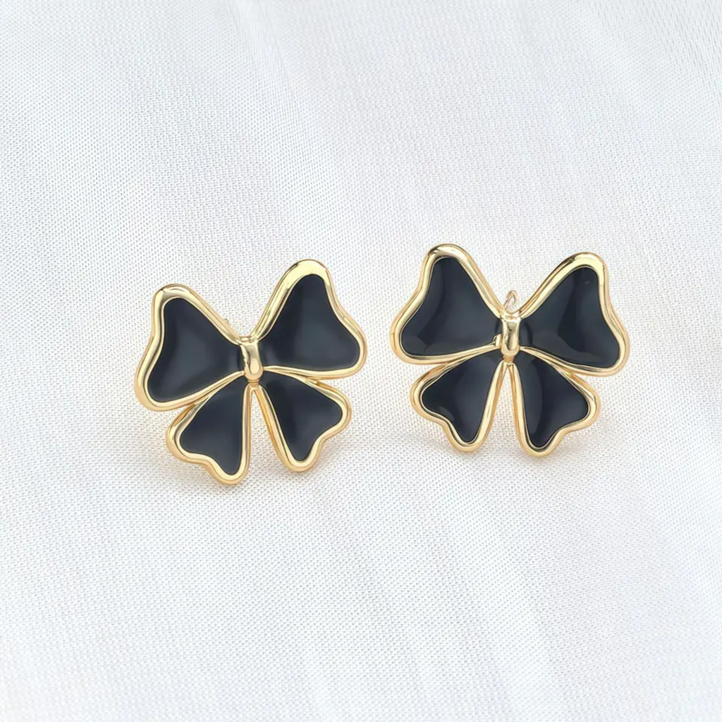 Aretes Mariposa Esmalte Negro