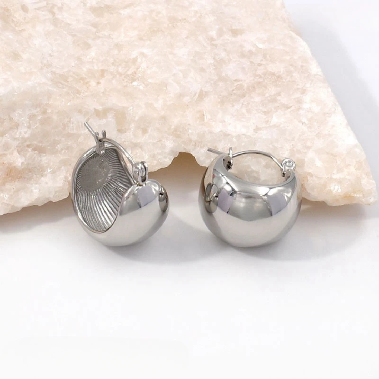 Aretes Esfera Plateada