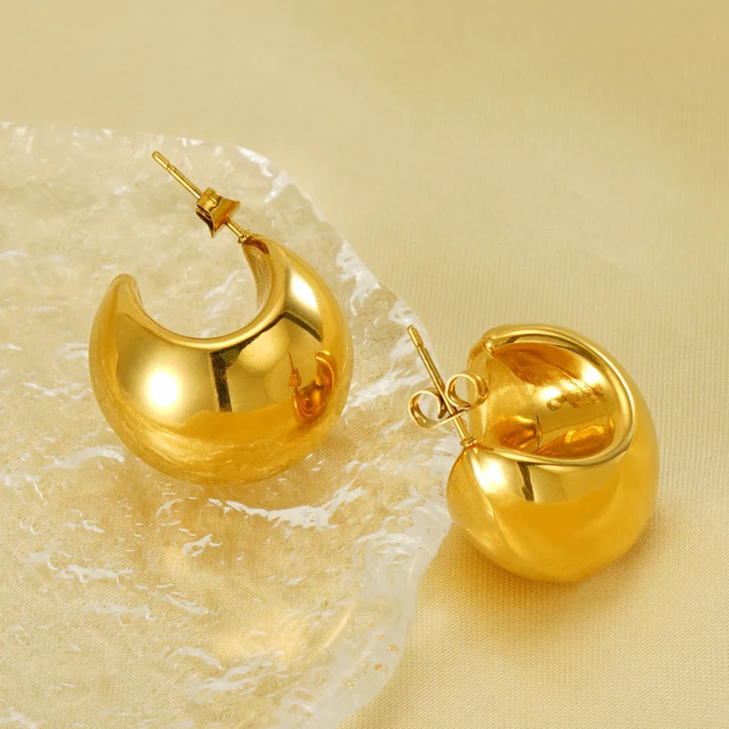 Aretes Cúpula Dorada