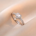 Anillo Corazón de cristal