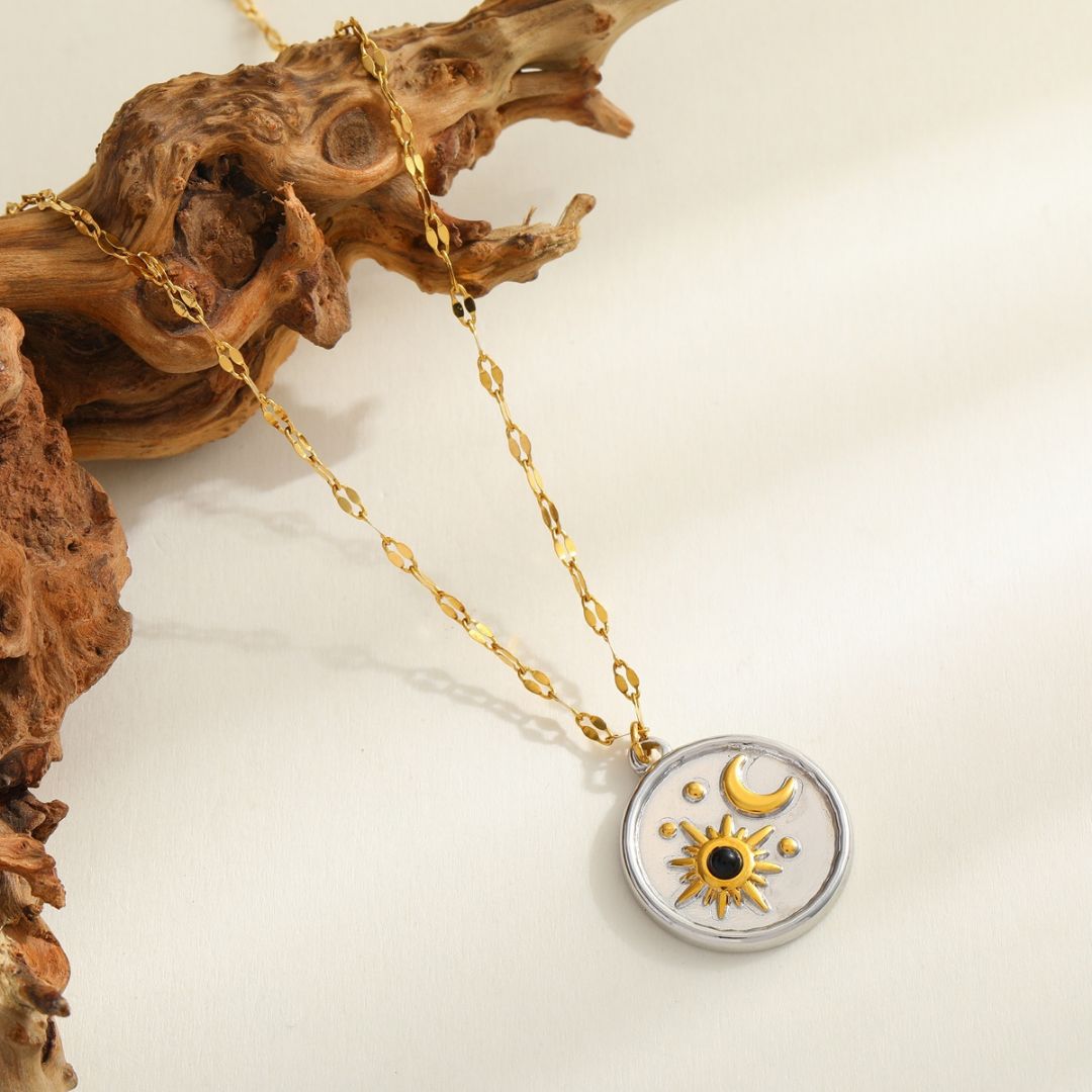 Cadena de sol y luna