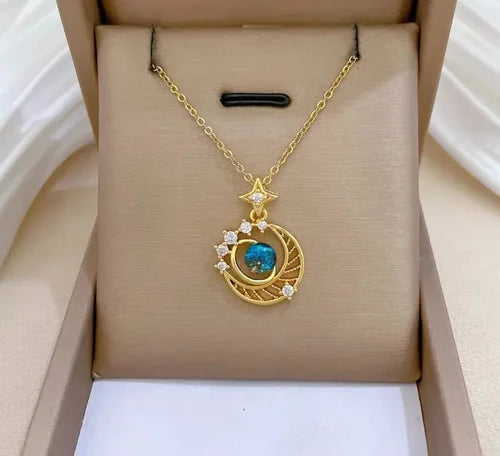 Cadena de luna y Saturno