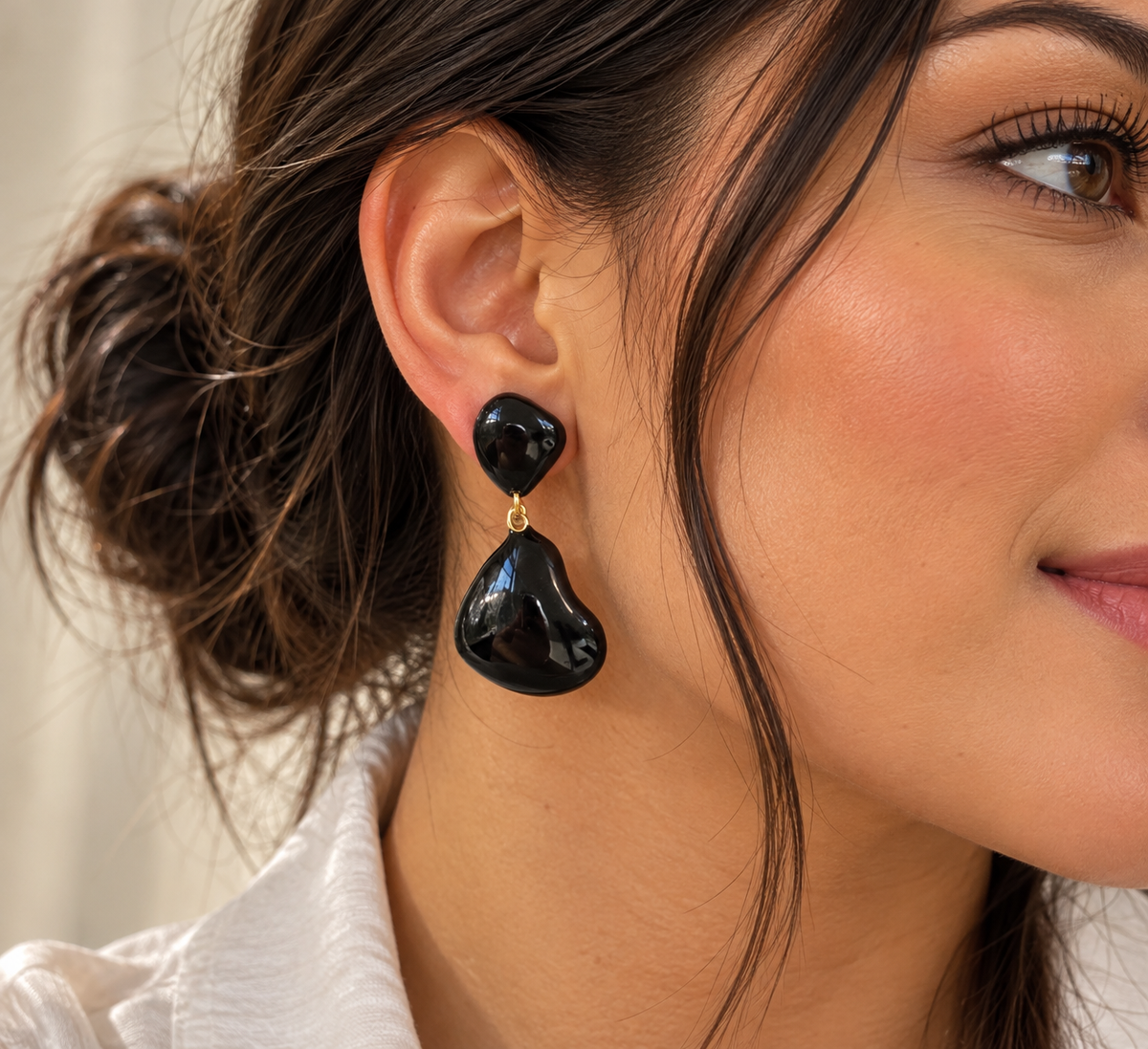 Aretes abstracto negro
