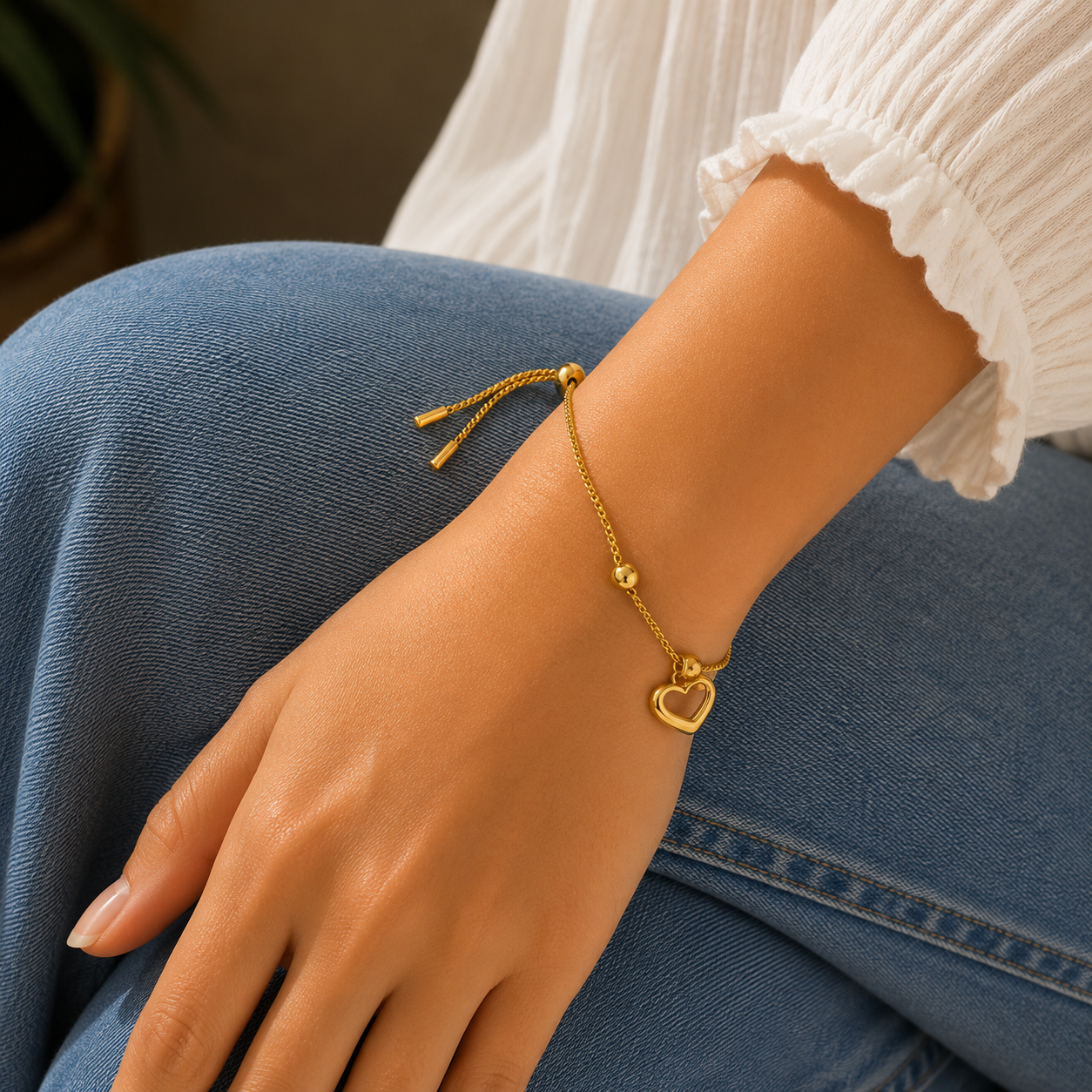 Pulsera de corazón blanco (Lazo de dorado)
