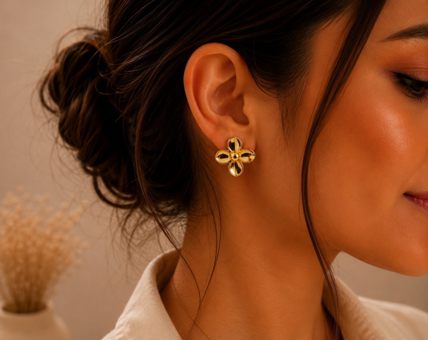 Aretes Flor Cuatro Pétalos