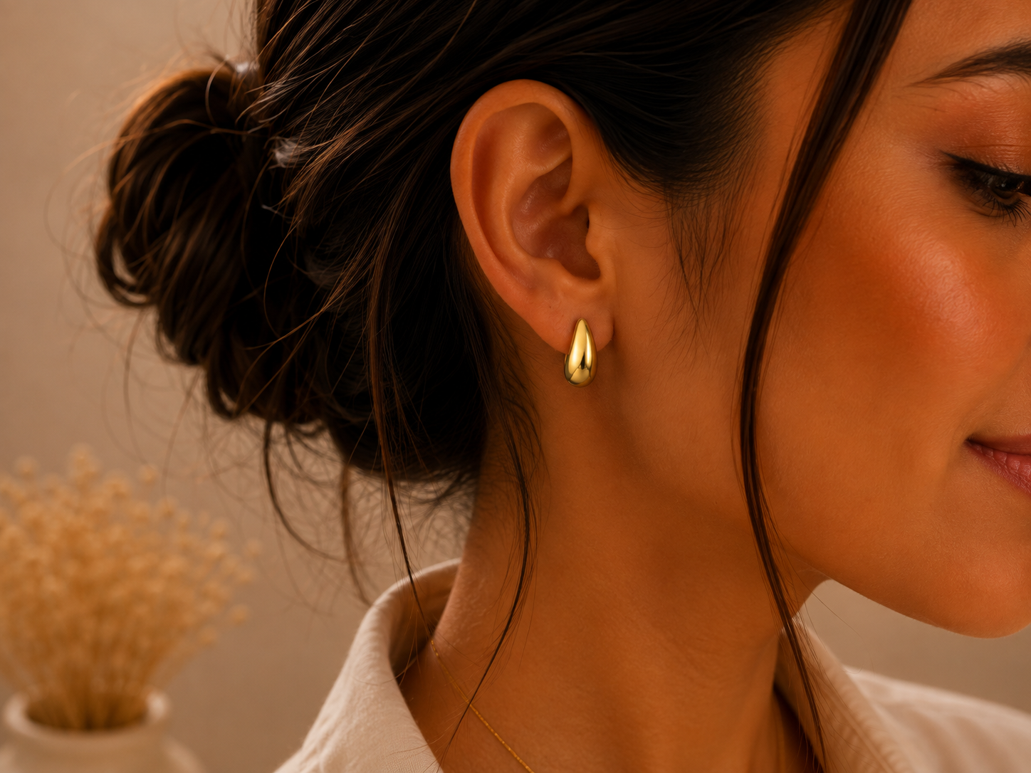 Aretes Gota Larga Stud Dorado