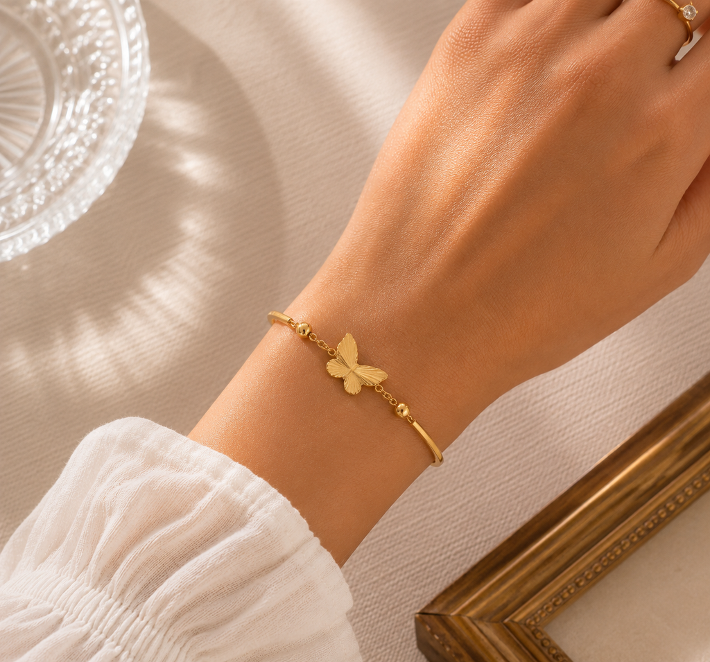 Pulsera Cadena Herringbone Mariposa Dorada