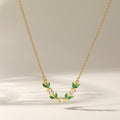 Cadena tulipán con Hojas Verdes y Piedra Blanca