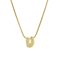 Cadena con letra U