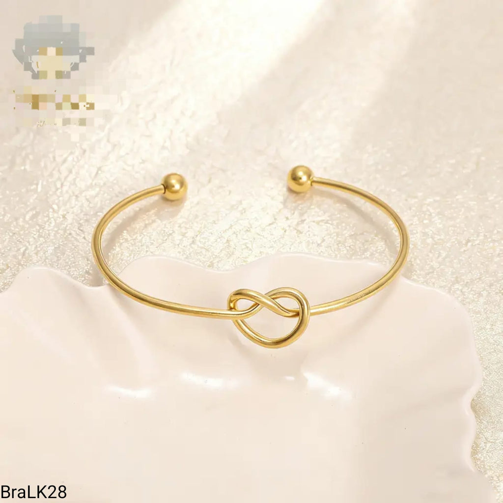 Brazalete Abierto Nudo Corazón Infinito Dorado