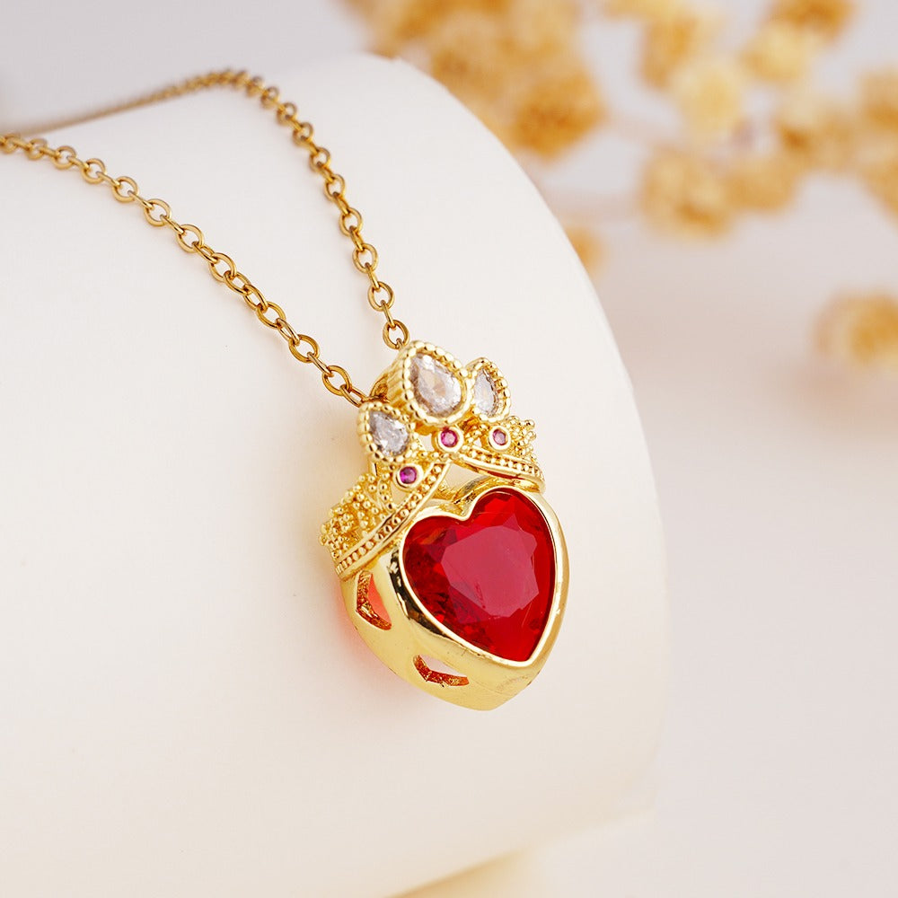Cadena con corazón corona roja
