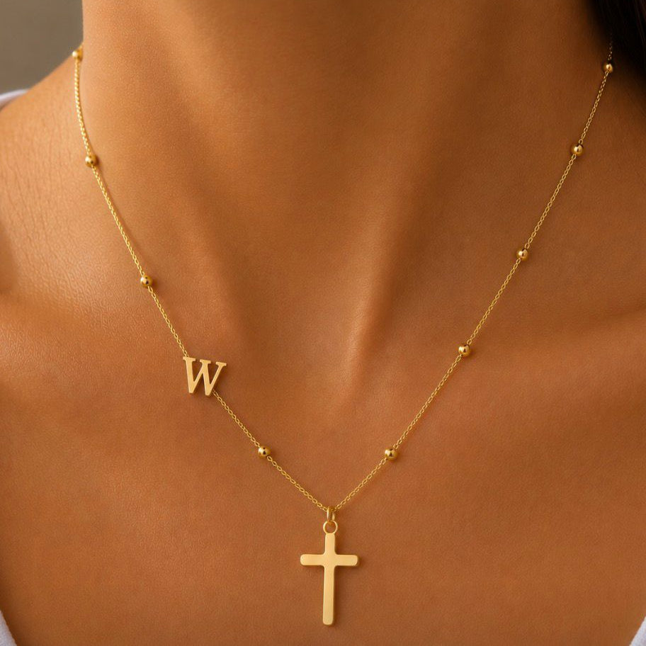 Cadena con inicial W y cruz
