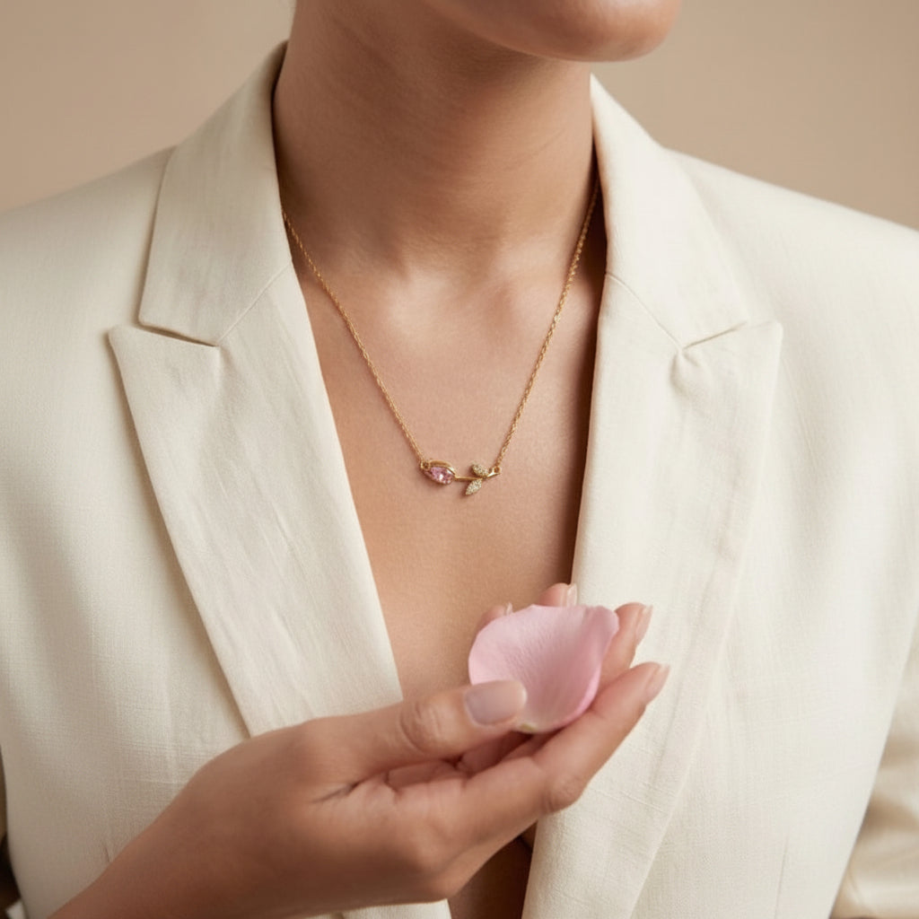 Cadena Tulipán Rosado con Cristal Dorada