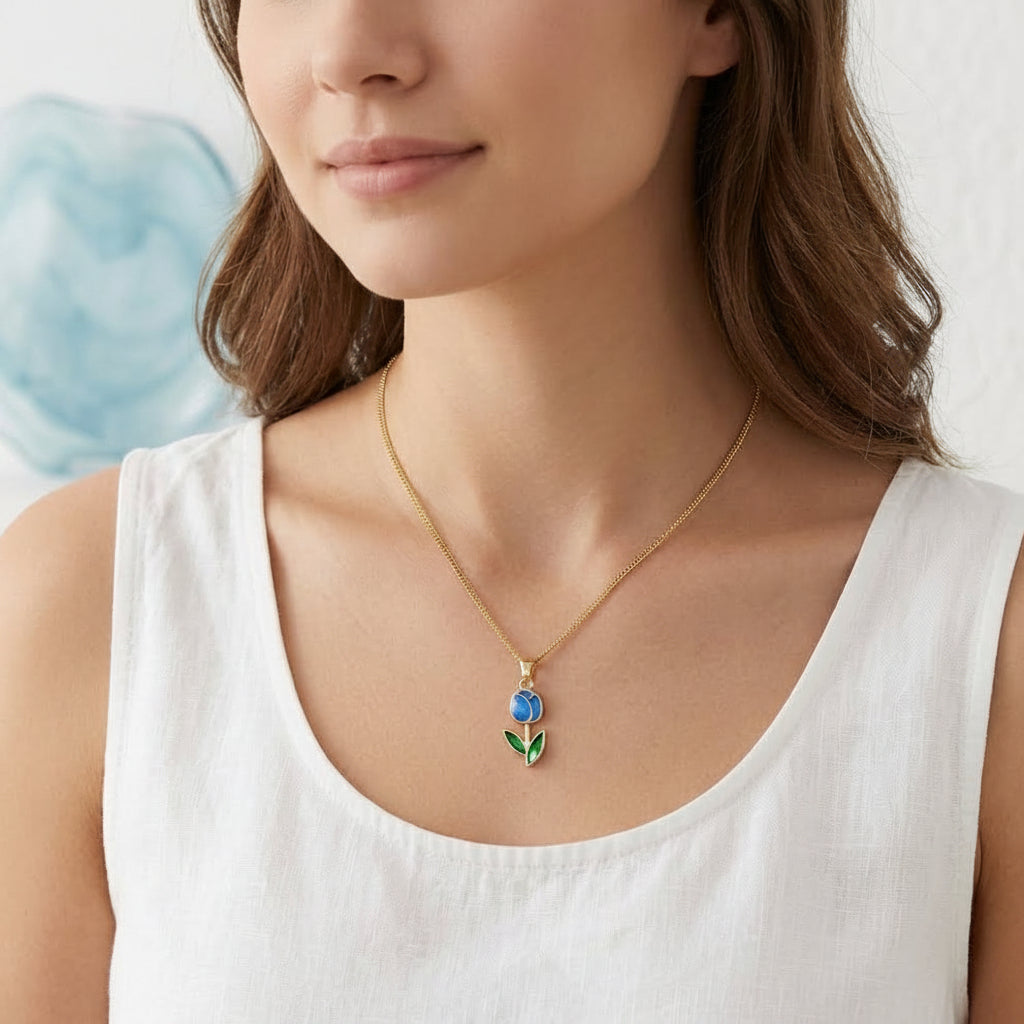 Cadena de tulipan azul